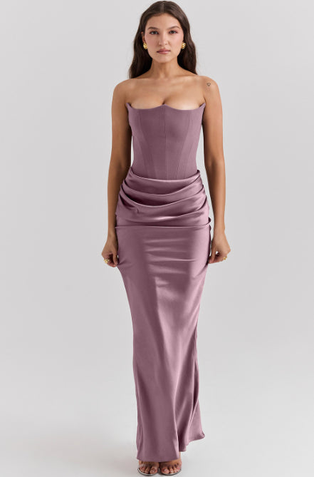 Bella Forma Dress